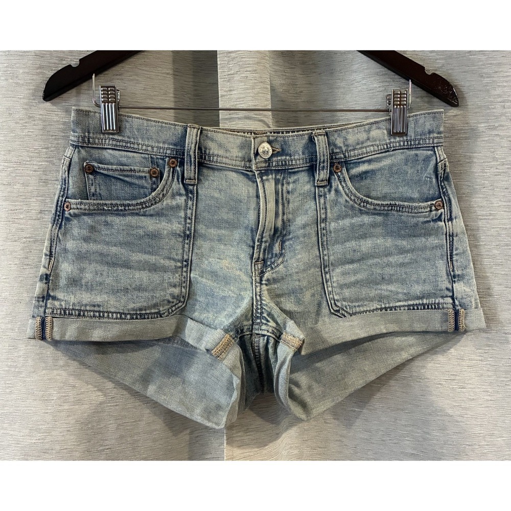 American Eagle Stretch Waist Cuffed Shorts Size 2 Festival